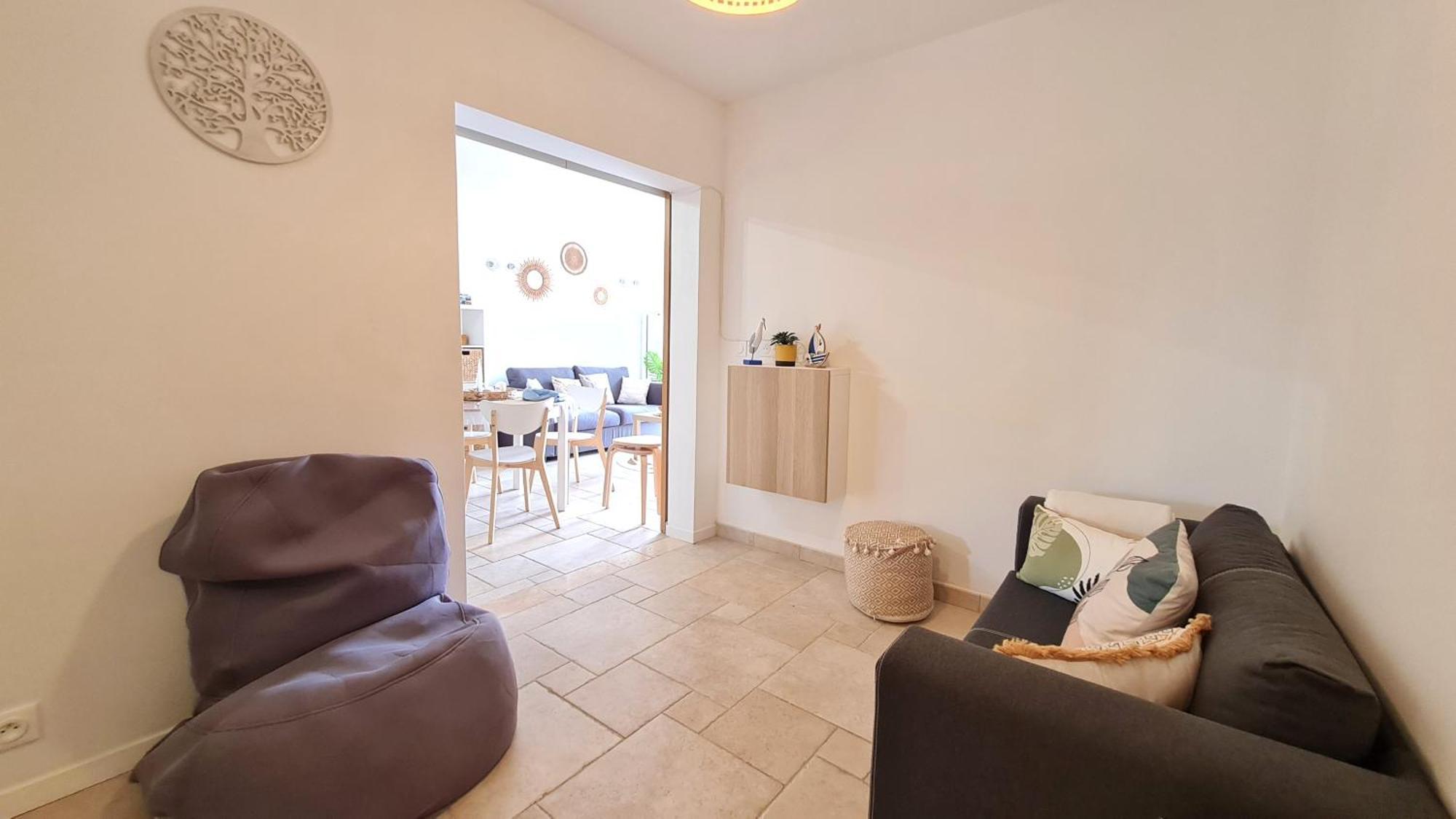 Bel Appartement Renove, Avec Terrasse Et Piscine La Croix-Valmer Eksteriør billede