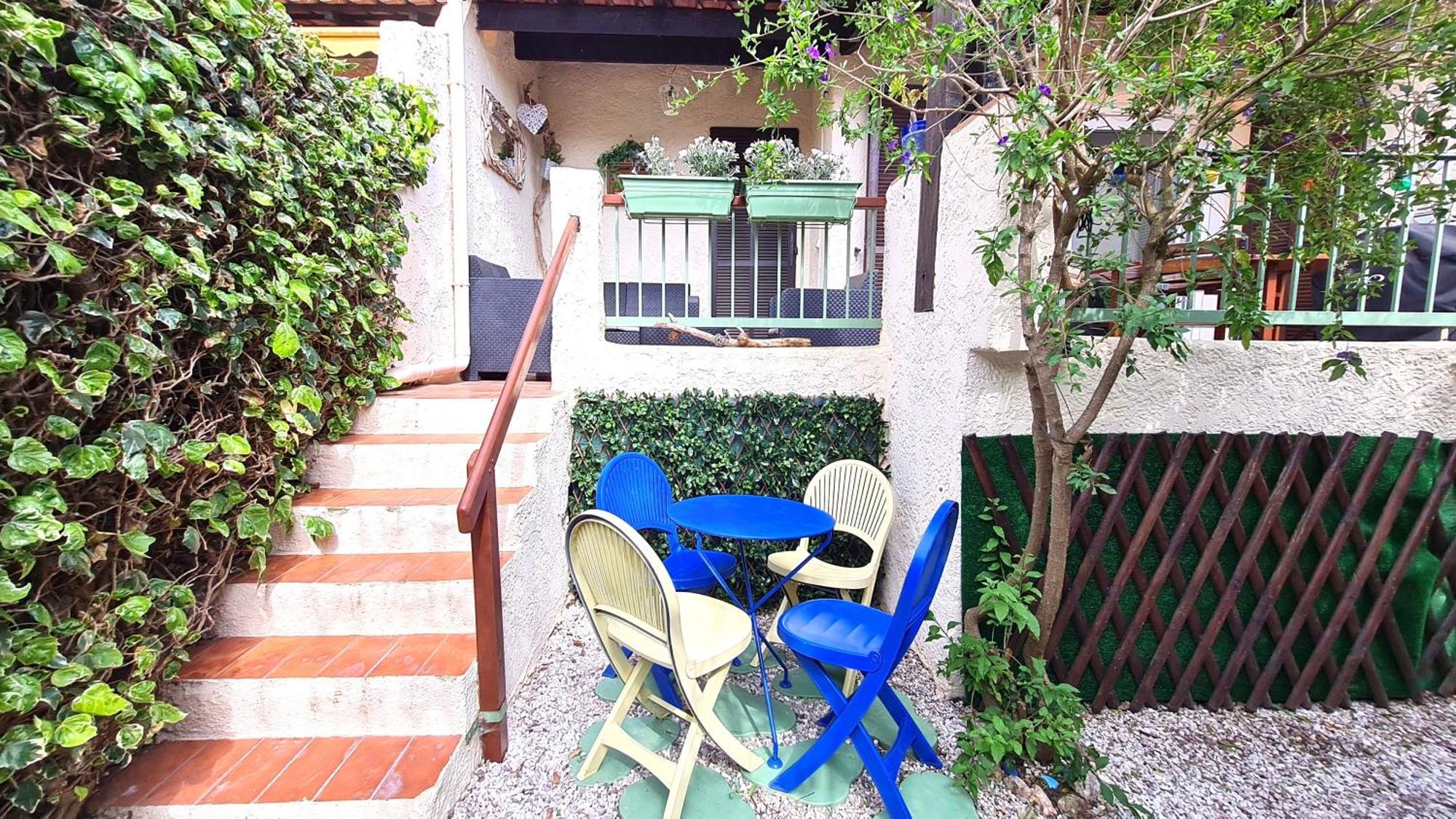 Bel Appartement Renove, Avec Terrasse Et Piscine La Croix-Valmer Eksteriør billede
